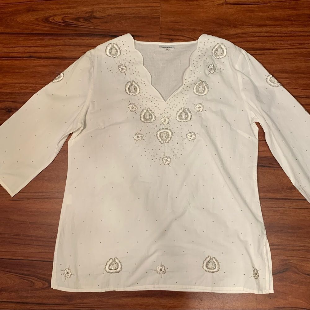 TOTO n KO Voile White Tunic w/Metal Bead Accents sz L